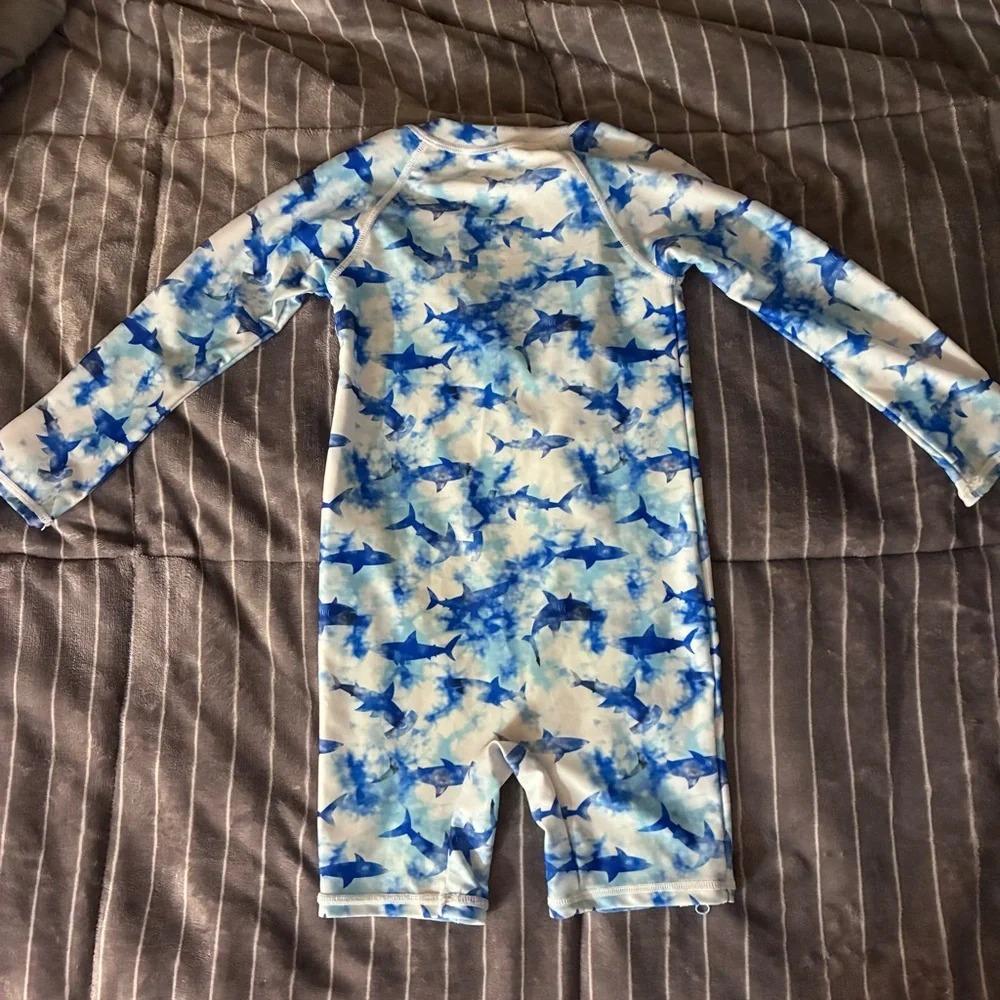 Jumping Beans Blue& White Long Sleeve unisex full zip bathing suit sz 3T